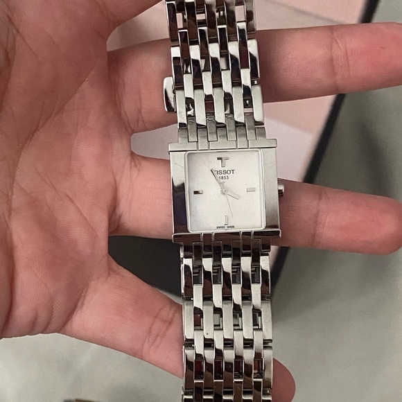 ‼️SOLD‼️Tissot women’s watch - Picture 2 of 6
